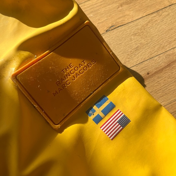 Stutterheim x Marc Jacobs Iconic Yellow Rain Jacket XS - Picture 3 of 6